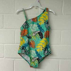 Girls one-piece bathing suit